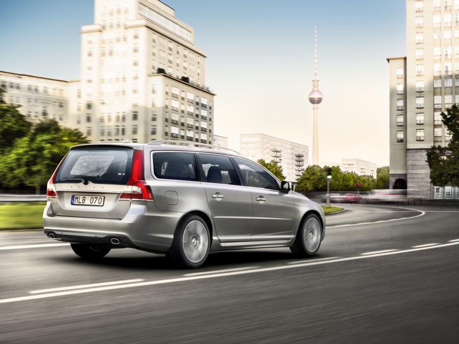  Volvo V70 2014 года  (фото 4 из 7)
